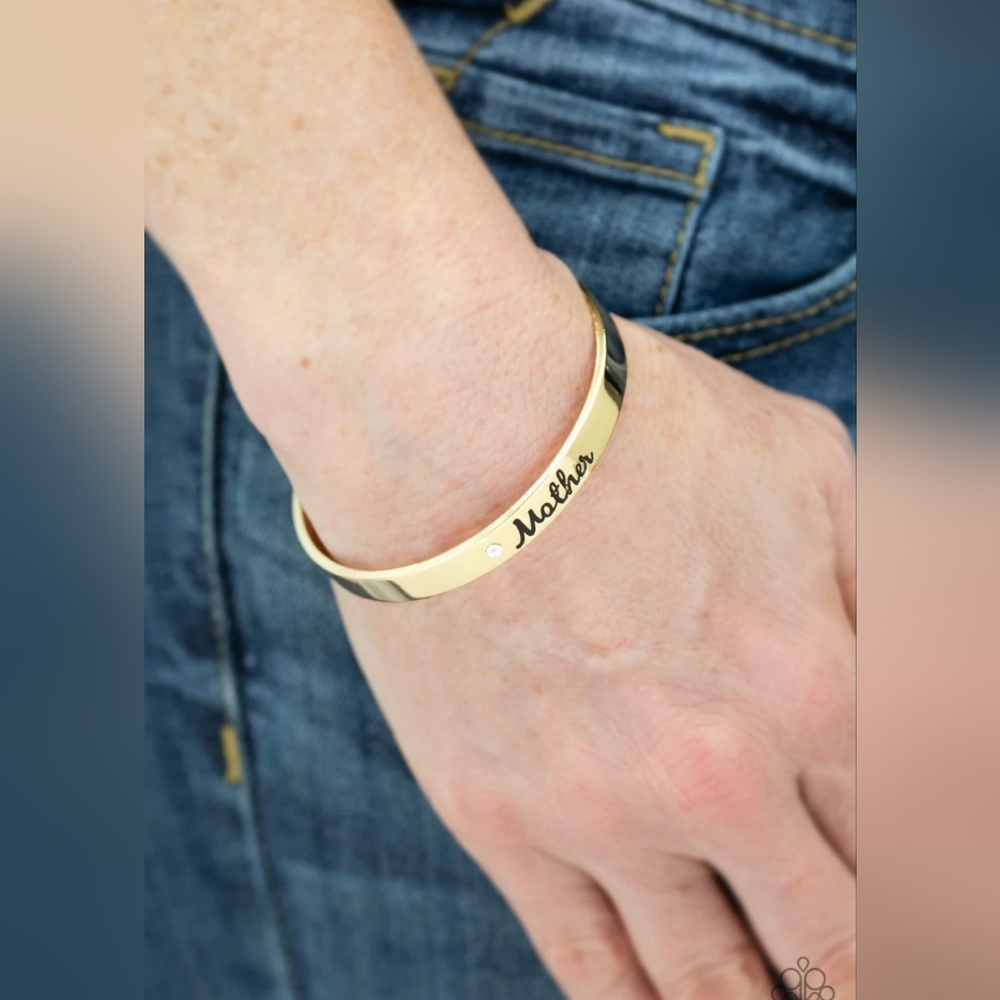 EVERY DAY IS MOTHERS DAY" GOLD BRACELET